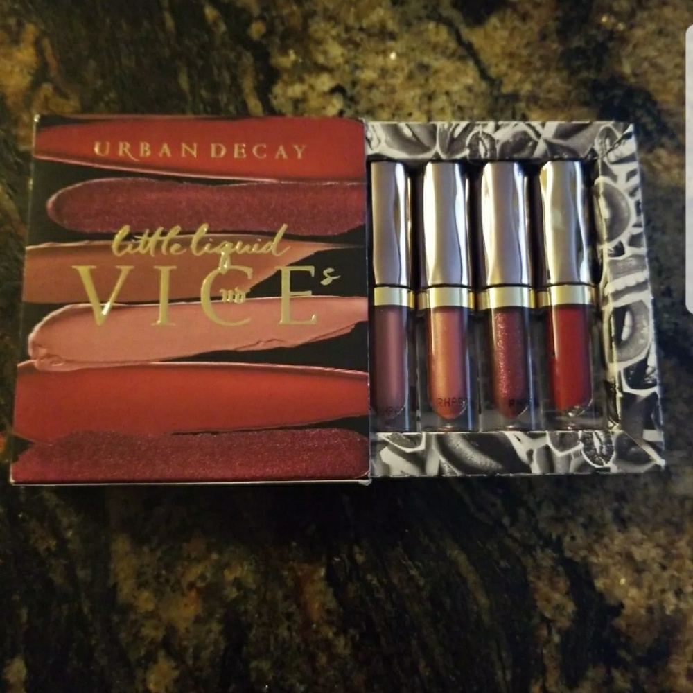 ***Sold on Merc. UD mini liquid lipstick sold***